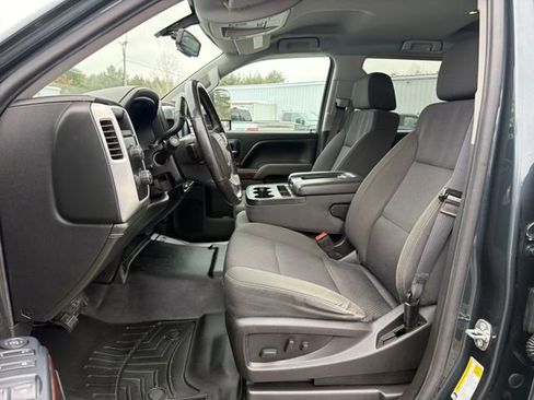 Used 2017 GMC Sierra 1500 SLE w/ SLE Value Package image 9