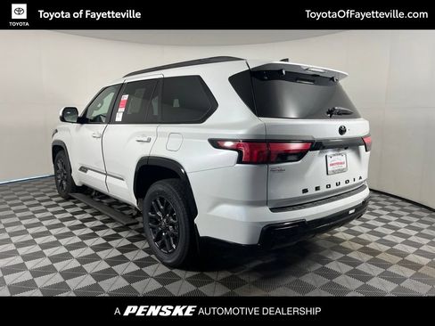 Used 2026 Toyota Sequoia Platinum AWD/4WD image 15