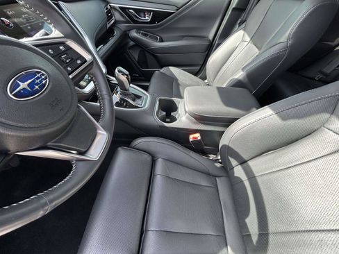 Used 2025 Subaru Outback Touring image 10