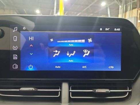 New 2026 Chevrolet Trax LT w/ Driver Confidence Package image 25