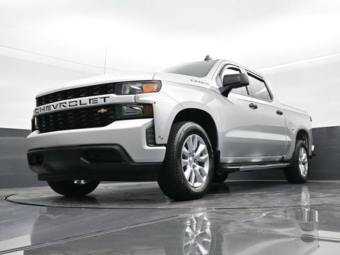 Used 2020 Chevrolet Silverado 1500 Custom w/ Custom Value Package image 20