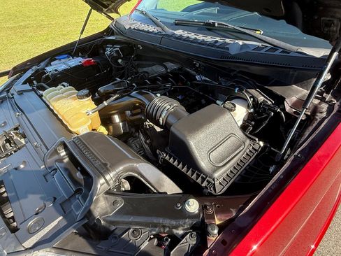 Used 2019 Ford F150 Lariat w/ Trailer Tow Package AWD/4WD image 36