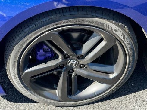 Used 2018 Honda Accord Sport image 4