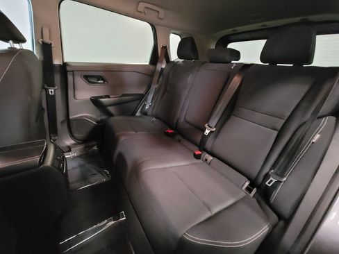 Certified 2023 Nissan Rogue S image 8