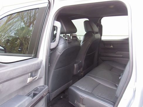 Used 2024 Toyota Tacoma TRD Sport image 15