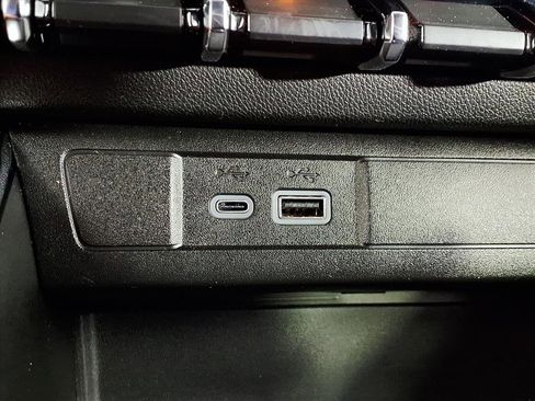 Used 2023 GMC Canyon Elevation w/ Convenience Package image 24