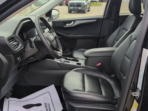 Used 2025 Ford Escape Platinum AWD/4WD image 20