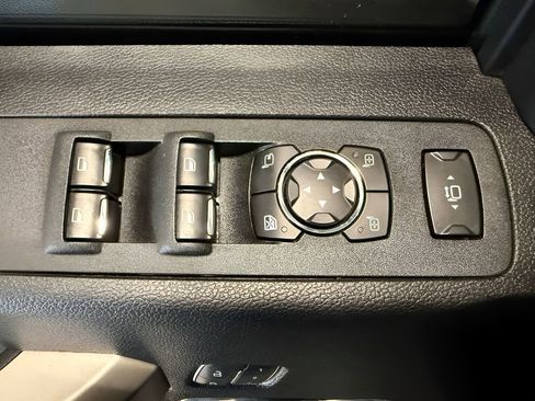 Used 2017 Ford F350 Lariat w/ Lariat Ultimate Package image 20