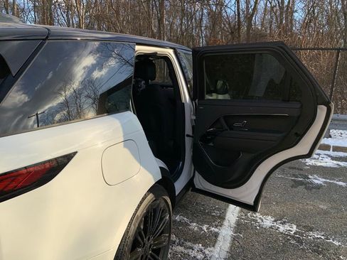 New 2026 Land Rover Range Rover Sport Dynamic SE image 16