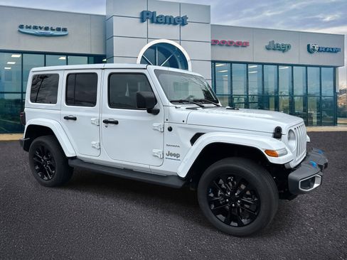 Used 2023 Jeep Wrangler Unlimited Sahara w/ Cold Weather Group image 1