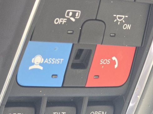 Used 2021 Jeep Grand Cherokee L Limited image 9