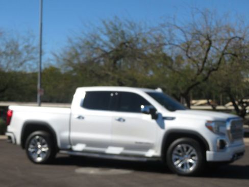 Used 2020 GMC Sierra 1500 Denali w/ Technology Package image 4