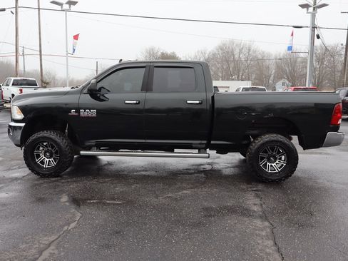 Used 2015 RAM 2500 SLT image 32