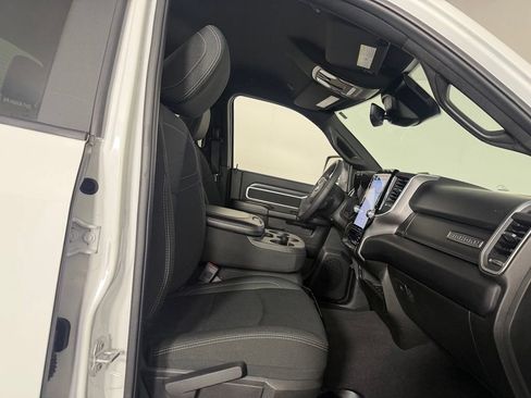 Certified 2025 RAM 2500 Big Horn AWD/4WD image 30