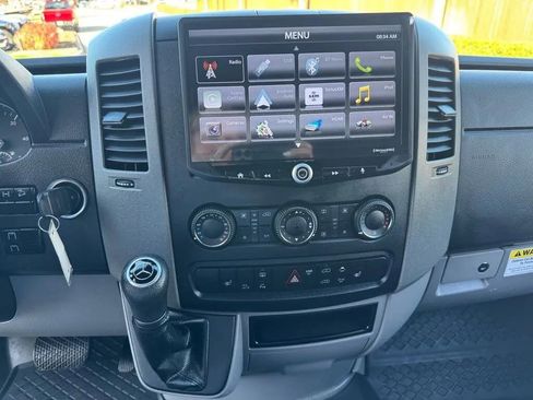 Used 2017 Mercedes-Benz Sprinter 2500 image 13