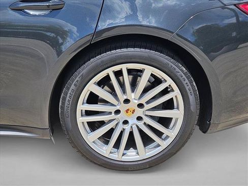 Used 2017 Porsche Panamera 4S AWD/4WD image 21