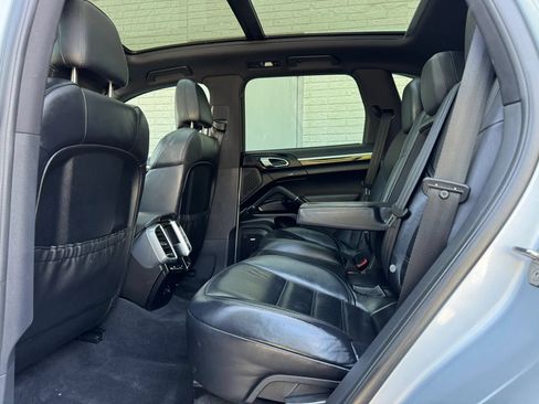 Used 2016 Porsche Cayenne S AWD/4WD image 20