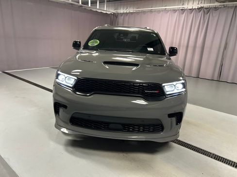 Used 2025 Dodge Durango GT AWD/4WD image 2