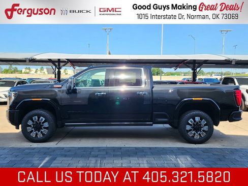 New 2026 GMC Sierra 2500 Denali w/ Denali Reserve Package AWD/4WD image 6