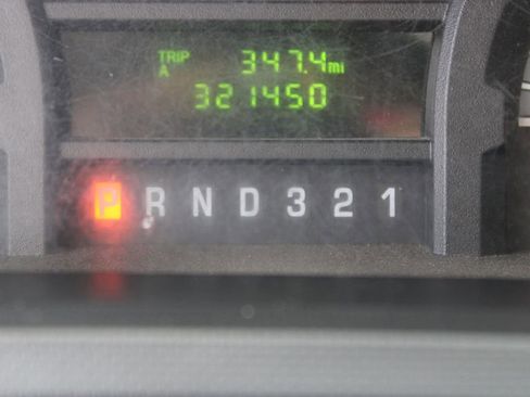 Used 2015 Ford E-350 and Econoline 350 Super Duty image 23