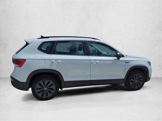 Used 2022 Volkswagen Taos S video 4