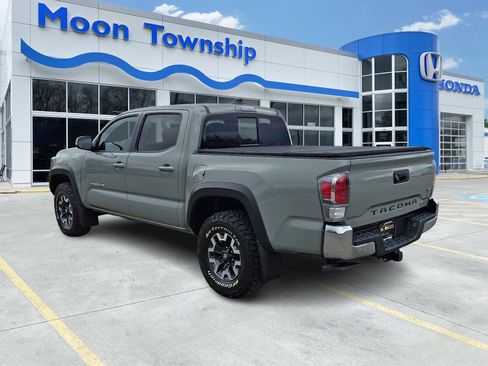 Used 2023 Toyota Tacoma TRD Off-Road image 4