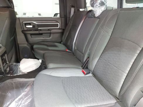 New 2026 RAM 2500 Big Horn AWD/4WD image 28