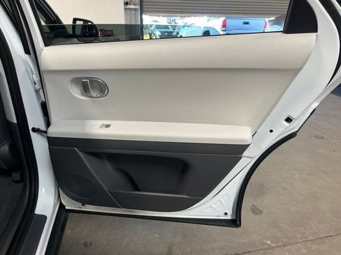 Used 2024 Hyundai Ioniq 5 SEL RWD image 16