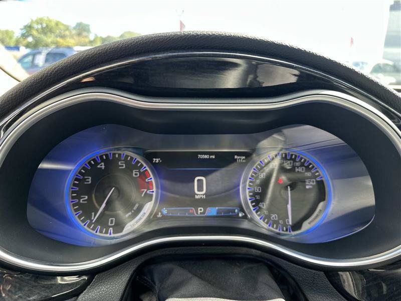 Used 2016 Chrysler 200 C w/ Sun & Sound Group FWD image 16
