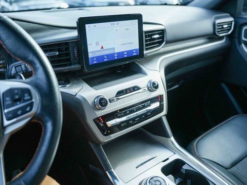 Used 2022 Ford Explorer Timberline image 34