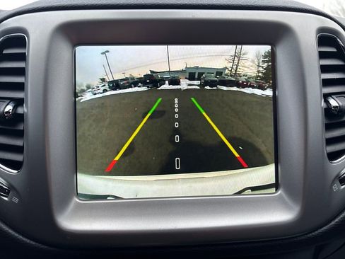 Used 2020 Jeep Compass High Altitude image 28