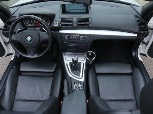 Used 2013 BMW 135i Convertible image 28