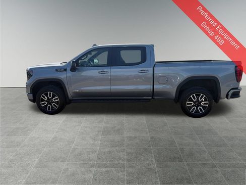 Used 2023 GMC Sierra 1500 AT4 w/ AT4 Premium Package AWD/4WD image 3