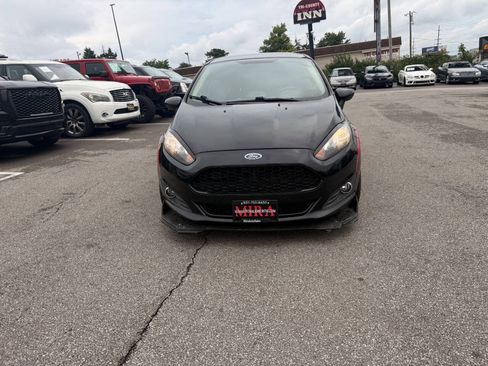 Used 2019 Ford Fiesta SE w/ Equipment Group 201A FWD image 3