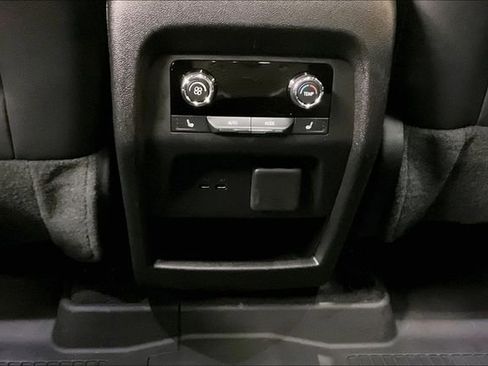 Used 2024 Chevrolet Traverse RS w/ LPO, Floor Liner Package image 10