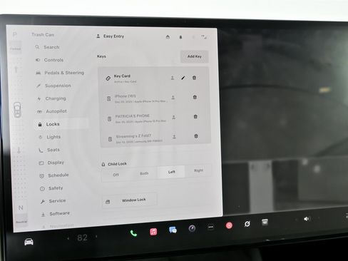 Used 2023 Tesla Model X Plaid image 33