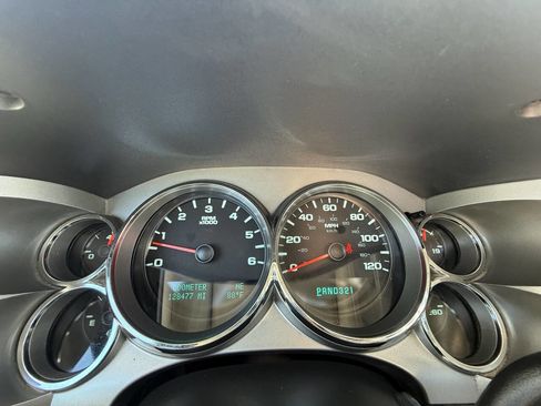 Used 2011 GMC Sierra 1500 SLE w/ Chrome Essentials Package AWD/4WD image 14