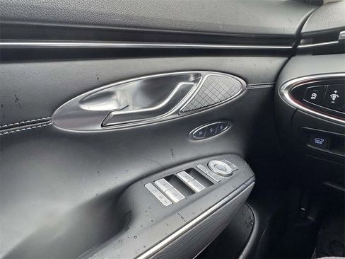 Certified 2024 Genesis GV70 2.5T Advanced w/ Advanced Package image 14