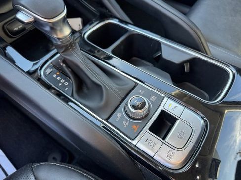 Used 2023 Kia Telluride S w/ S Sunroof Package image 21