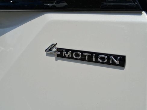 New 2026 Volkswagen Atlas Peak Edition AWD/4WD image 10