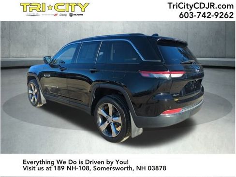 Used 2022 Jeep Grand Cherokee Limited image 3