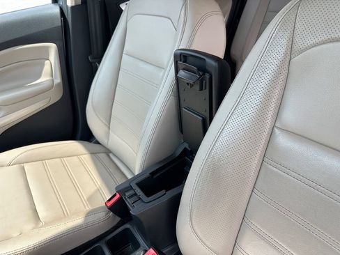 Used 2019 Ford EcoSport Titanium AWD/4WD image 30