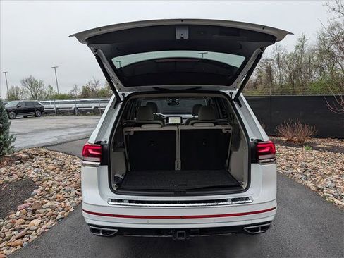 Used 2025 Volkswagen Atlas SEL Premium R-Line image 23