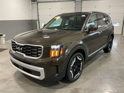 Used 2025 Kia Telluride S