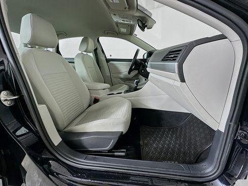 Used 2022 Volkswagen Jetta S image 29