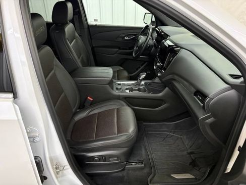 Used 2023 Chevrolet Traverse High Country AWD/4WD image 27