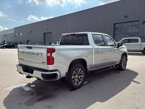 Used 2021 Chevrolet Silverado 1500 RST AWD/4WD image 3