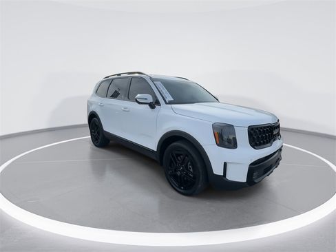 Used 2024 Kia Telluride SX Prestige X-Line image 2