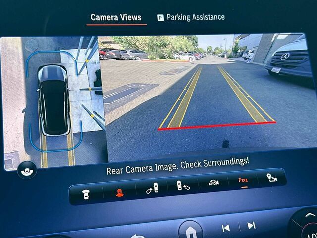 Used 2023 Mercedes-Benz EQS 580 4MATIC SUV w/ Acoustic Comfort Package image 25