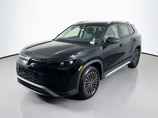 New 2025 Volkswagen Tiguan S video 3